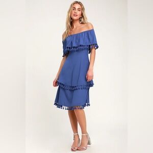 Size Small Pensacola Blue Off-the-Shoulder Tasseled Midi Dress